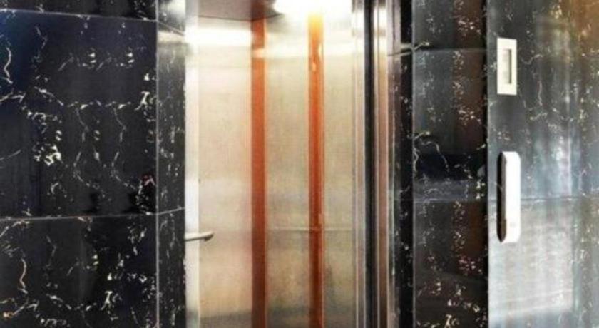 8Day Hotel Γιανγκόν Εξωτερικό φωτογραφία